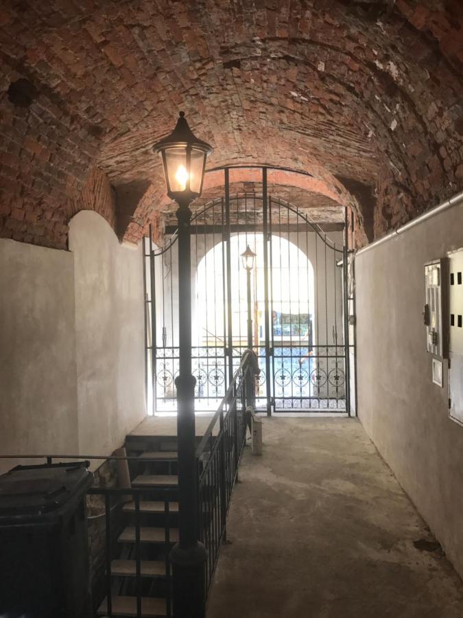 Savoya Nr3 Studio Old City Center Self Check-In Timisoara Bagian luar foto